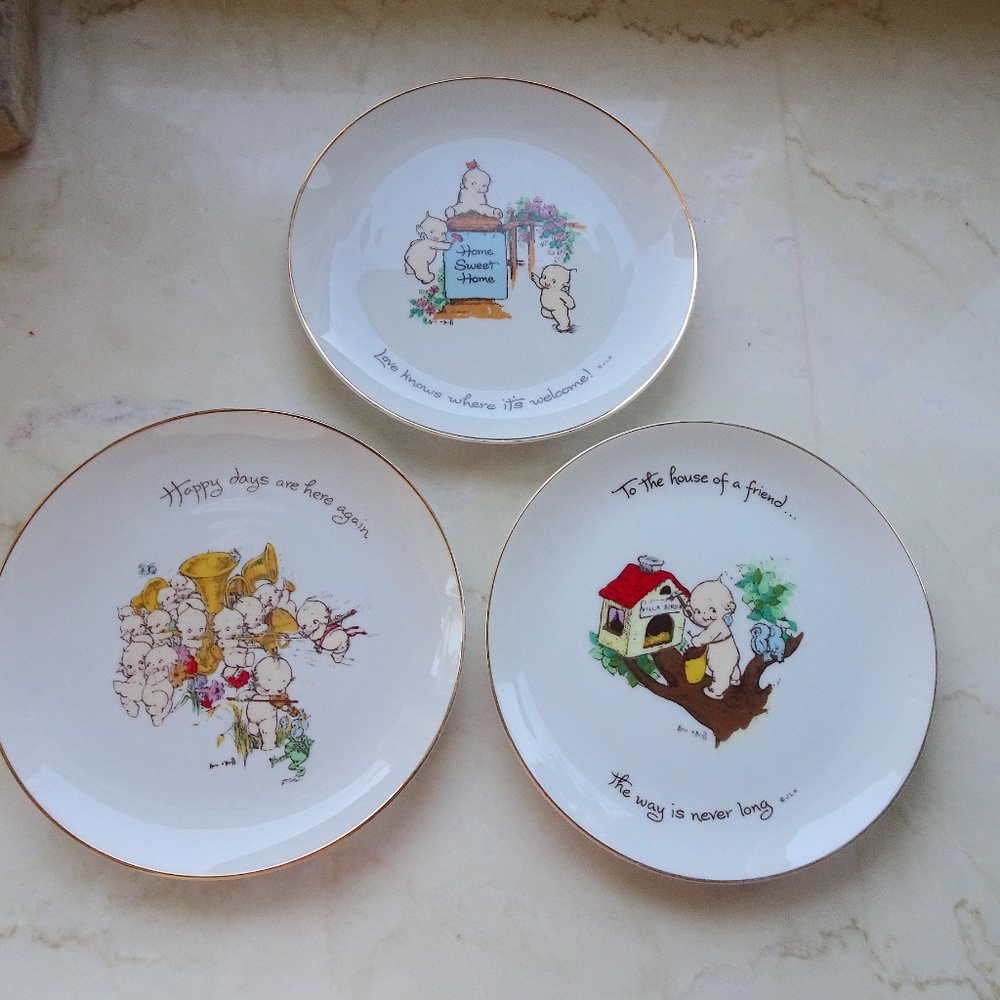Vintage '70s Kewpie Collector's Edition Decorative Collectible Porcelain Plate - Picture 5 of 5